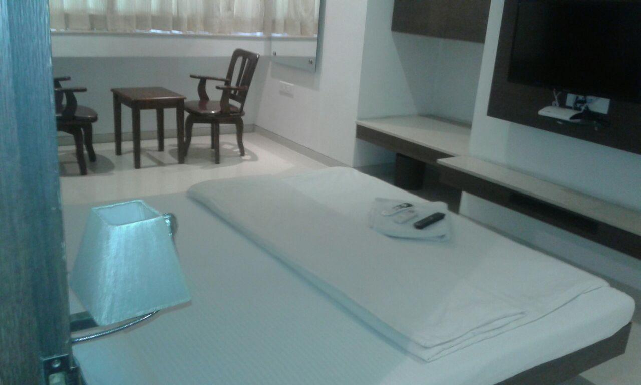 Sai Saya-Nashik Road Hotell Eksteriør bilde
